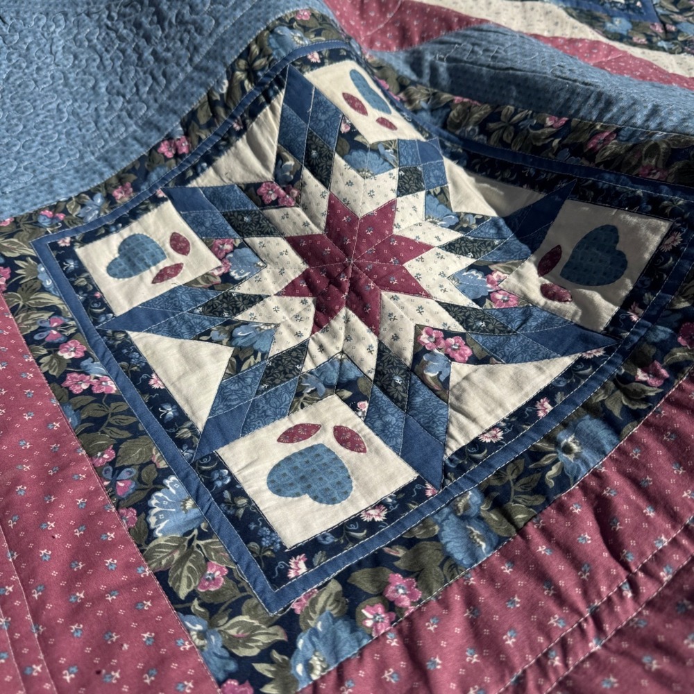 Handmade Vintage Quilt Queen Blue Red Lone Star Heart Floral Patchwork 82x102" - Picture 12 of 16